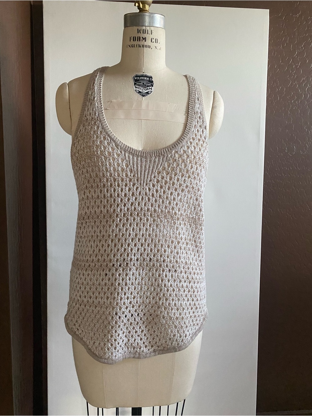 Club Monaco Women’s Crochet Tunic Vest- Size L Color Light Beige